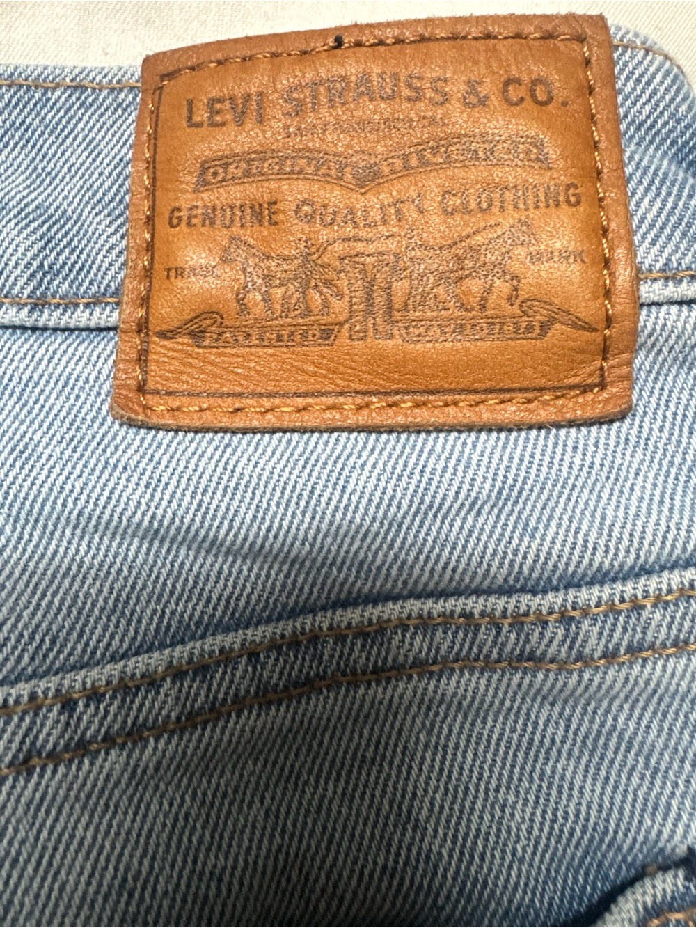 Levi's Wedgie Straight Leg Jeans size 26 Light Wash - Picture 6 of 11